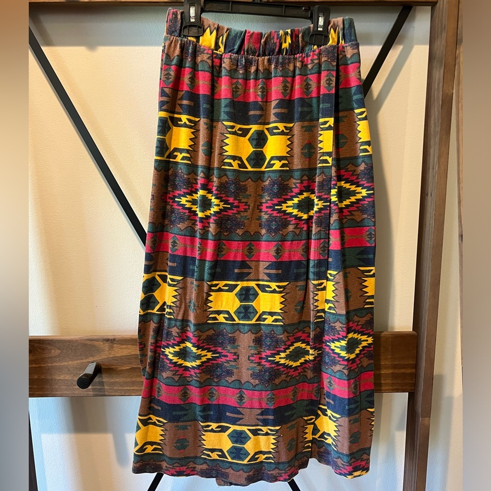 Vintage Aztec Print Midi skirt